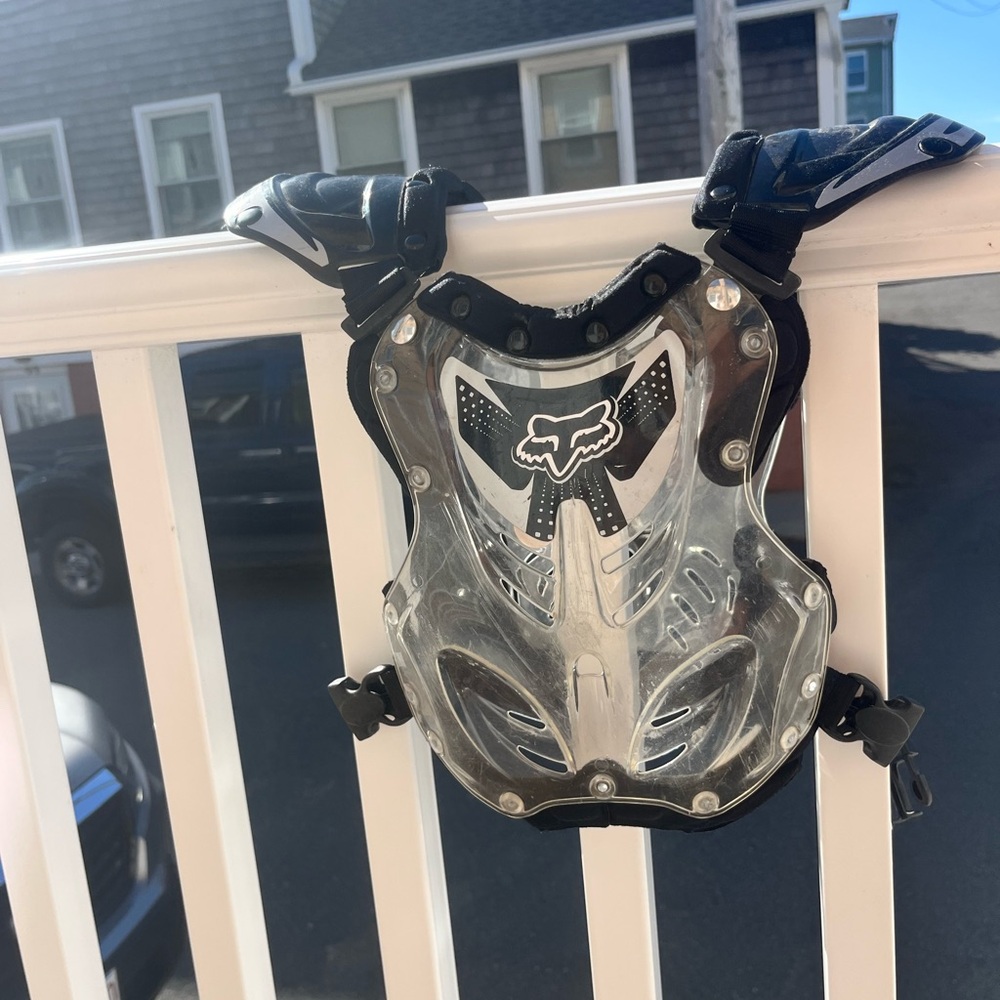 Youth small Fox chest protector